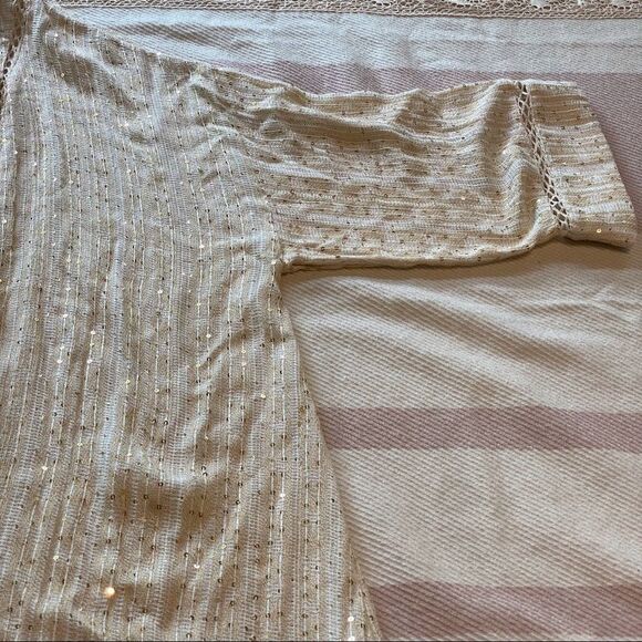 Soft Surroundings Glamour Topper Sequin Open cover - Picture 5 of 8